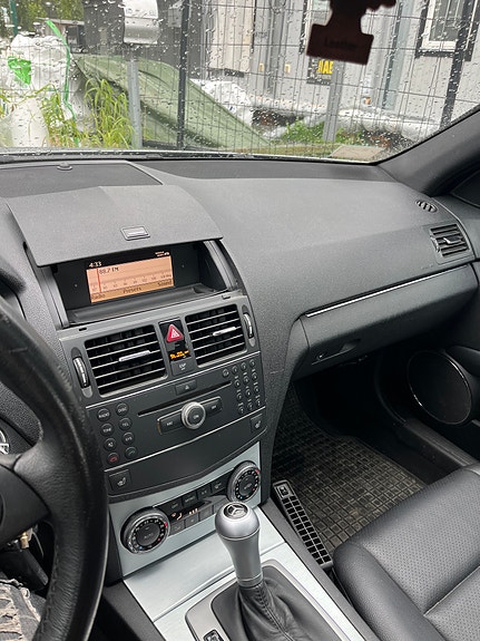Mercedes-Benz C300 13 of 13
