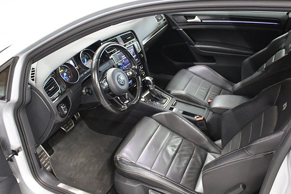 Volkswagen Golf I 18 of 18