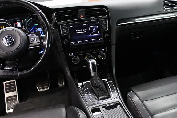 Volkswagen Golf I 17 of 18