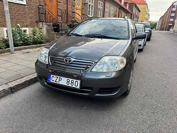 Toyota Corolla 5 of 9