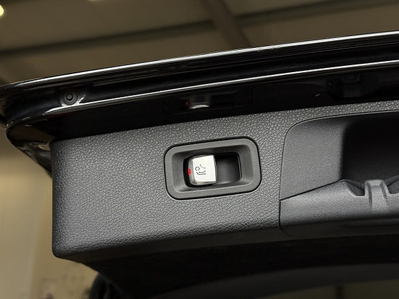 Mercedes-Benz E220 6 of 26