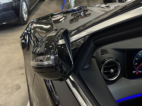 Mercedes-Benz E220 13 of 26