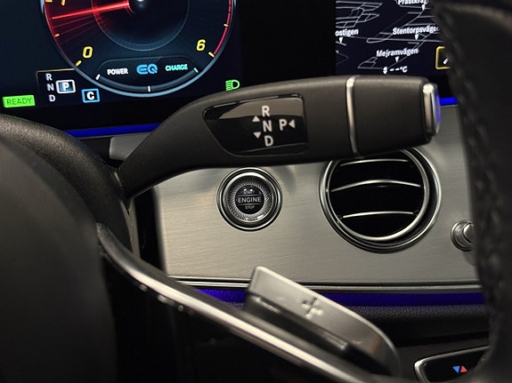 Mercedes-Benz E220 17 of 26