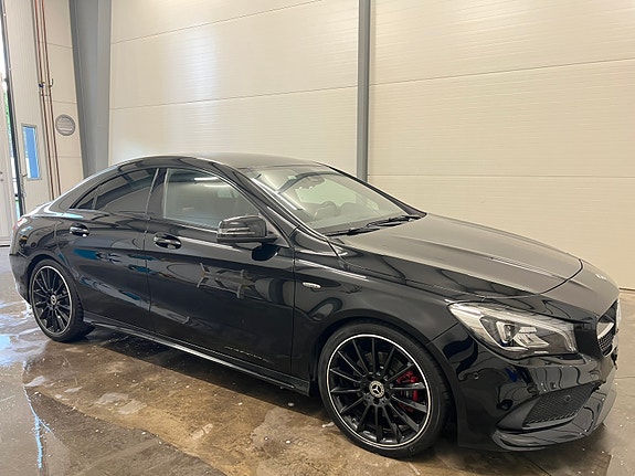 Mercedes-Benz CLA250 2 of 8