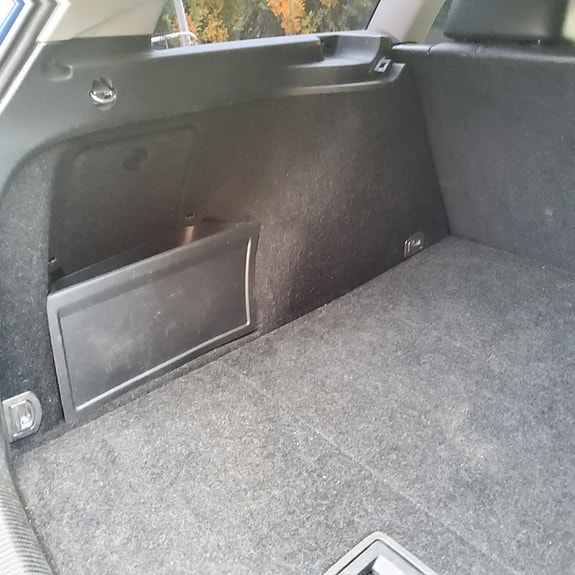 Volkswagen Passat 10 of 10