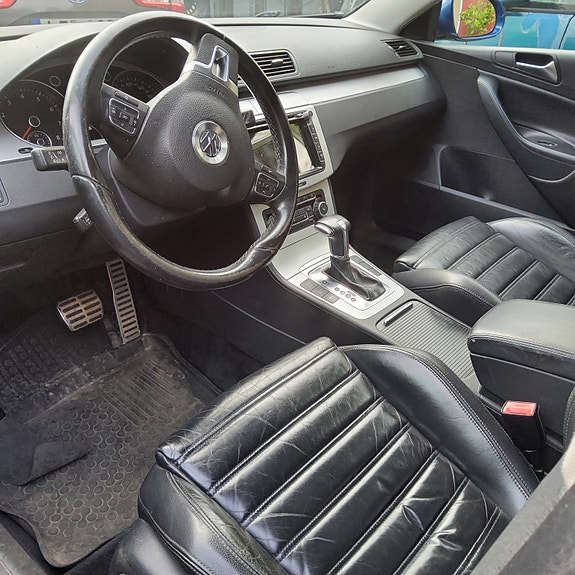 Volkswagen Passat 5 of 10