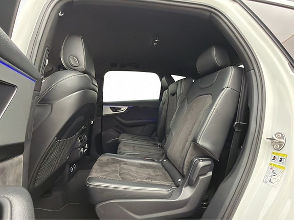 Audi Q7 13 of 30