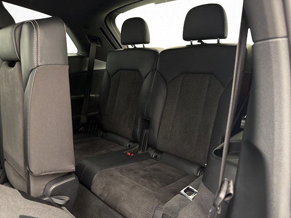 Audi Q7 14 of 30