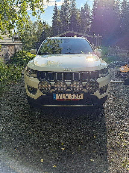 Jeep Compass 6 of 17