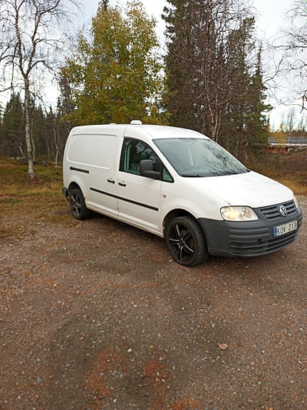 Volkswagen Caddy Maxi 3 of 6