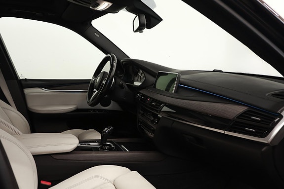 BMW X5 5 of 17