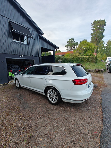 Volkswagen Passat 3 of 4
