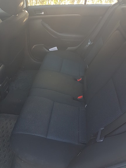 Toyota Avensis 4 of 7