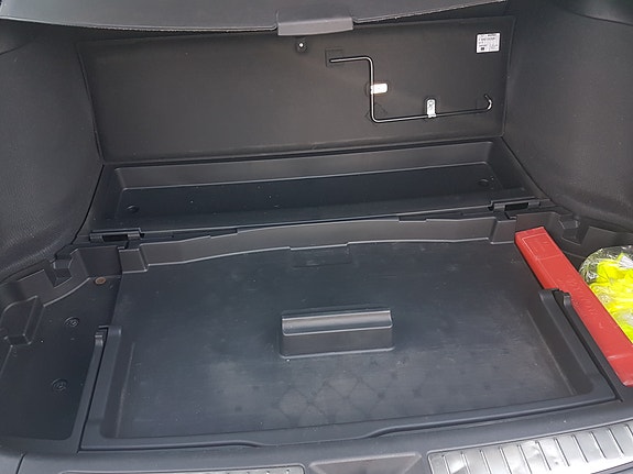 Toyota Avensis 6 of 7