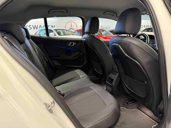 BMW 118i 12 of 21