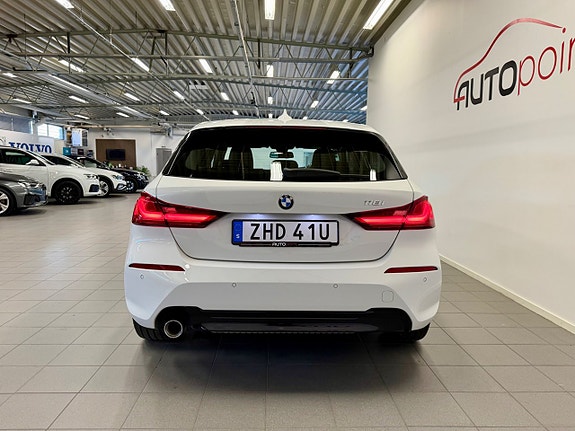 BMW 118i 8 of 21
