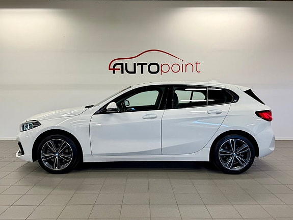 BMW 118i 3 of 21