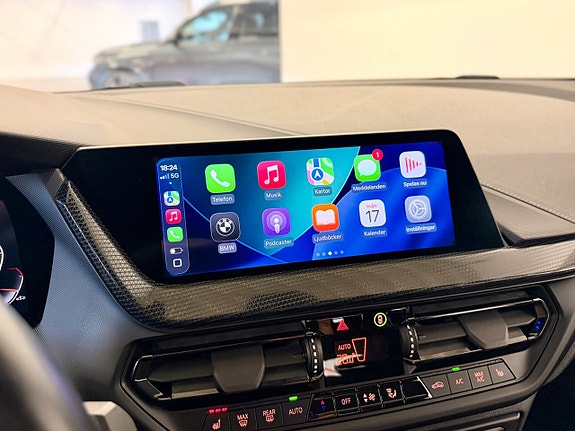 BMW 118i 17 of 21