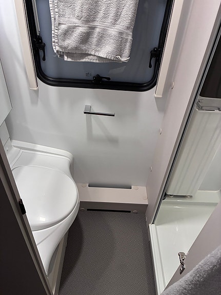 Adria Adora 573 PT - AC/Solceller mm (Barnkammare) 28 of 30