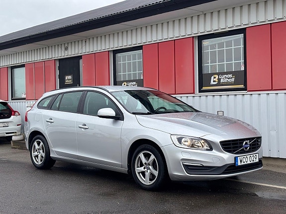 Volvo V60 5 of 25