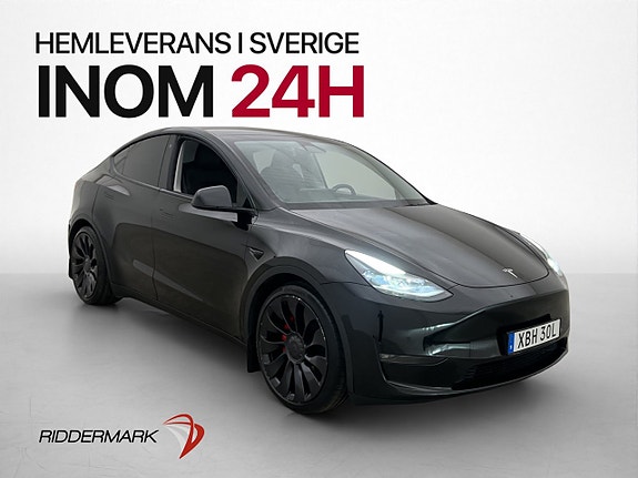 Tesla Model Y 4 of 30