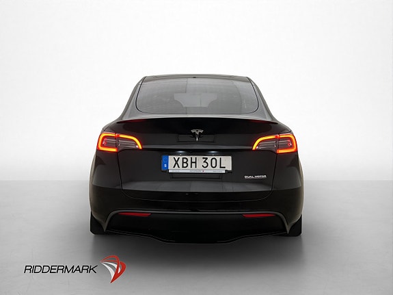 Tesla Model Y 6 of 30