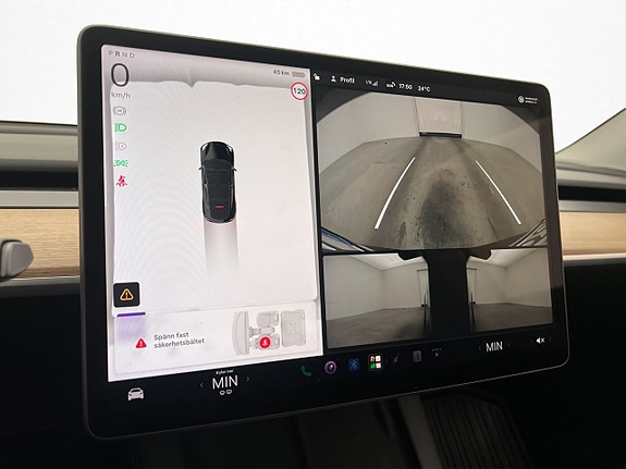 Tesla Model Y 15 of 30