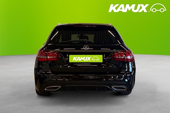 Mercedes-Benz C220 5 of 22