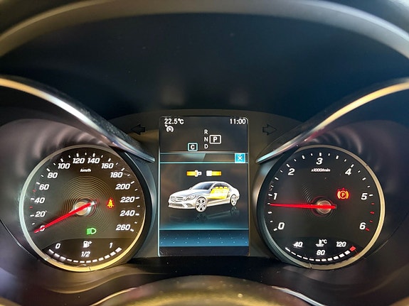 Mercedes-Benz C220 12 of 22