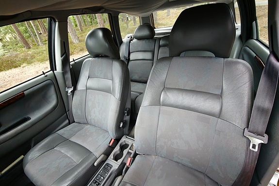 Volvo V40 6 of 9