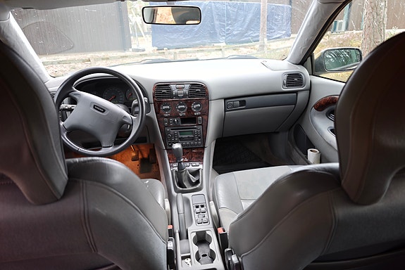 Volvo V40 5 of 9