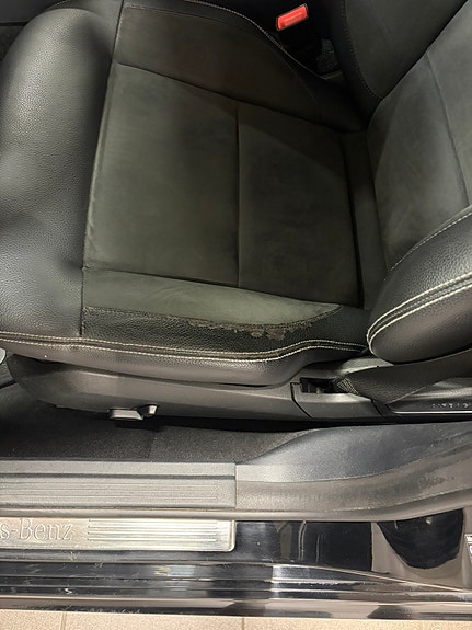 Mercedes-Benz E220 6 of 10