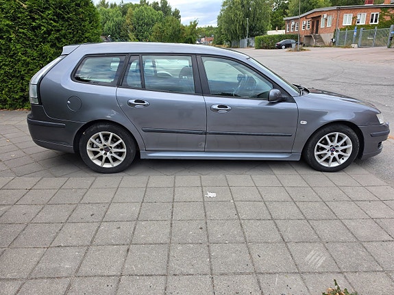 Saab 9-3 8 of 26