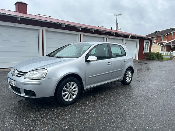 Volkswagen Golf V 3 of 13
