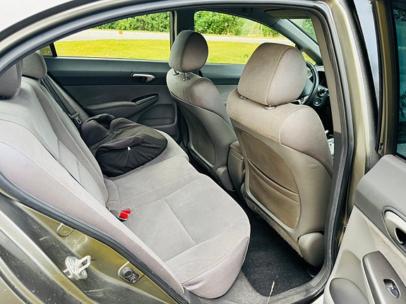 Honda Civic 5 of 6