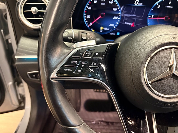 Mercedes-Benz E220 d 8 of 30