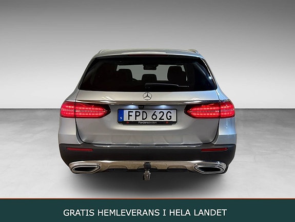 Mercedes-Benz E220 d 3 of 30