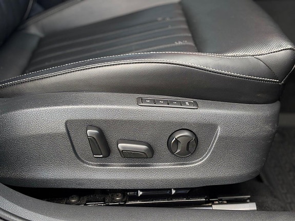 Skoda Superb 24 of 30