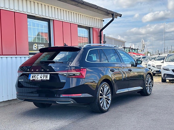 Skoda Superb 7 of 30