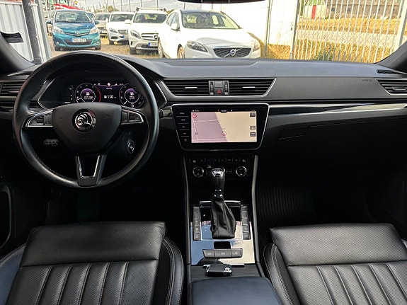 Skoda Superb 9 of 30