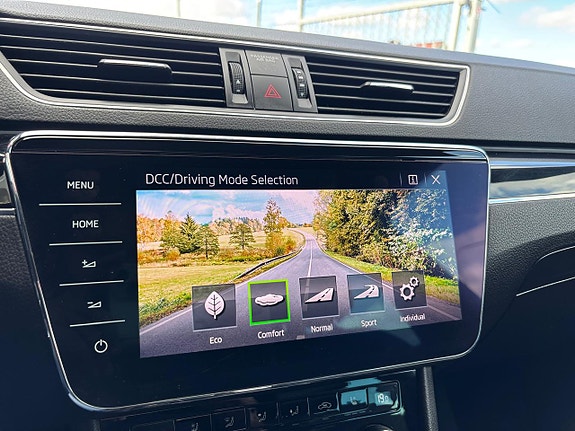 Skoda Superb 17 of 30