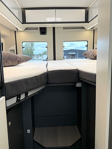 Adria Twin 640 SLB Supreme Automat. 160Hk 14 of 24