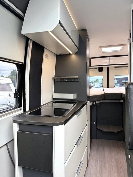 Adria Twin 640 SLB Supreme Automat. 160Hk 12 of 24