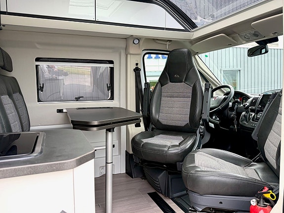 Adria Twin 640 SLB Supreme Automat. 160Hk 9 of 24