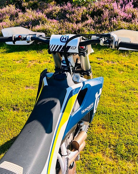 Husqvarna FC 250 8 of 8