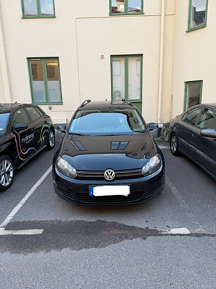Volkswagen Golf VI 2 of 3