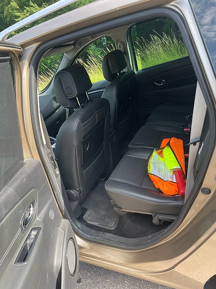Renault Grand Scenic III 13 of 17