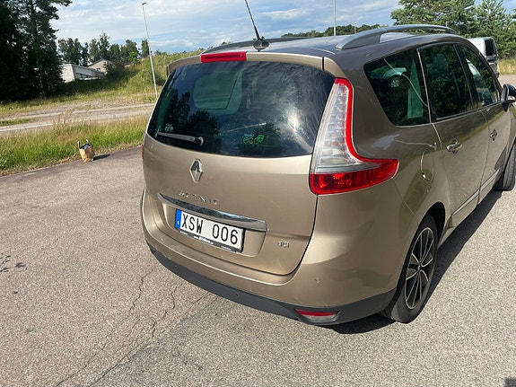 Renault Grand Scenic III 3 of 17