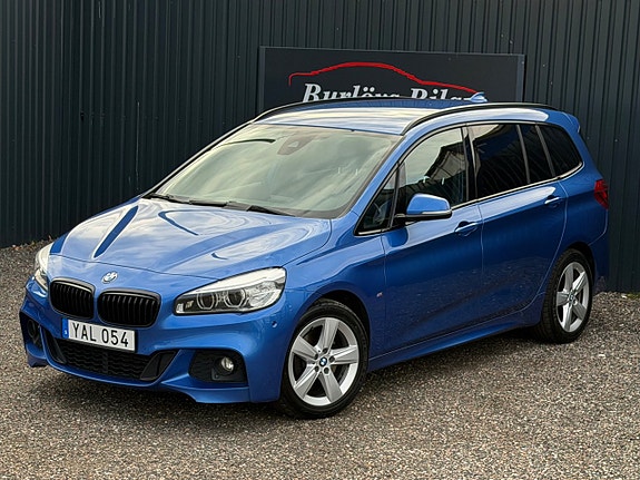 BMW 218d 7 of 17