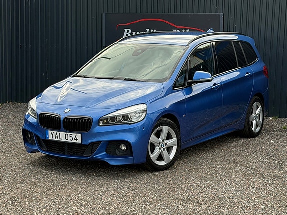 BMW 218d 5 of 17